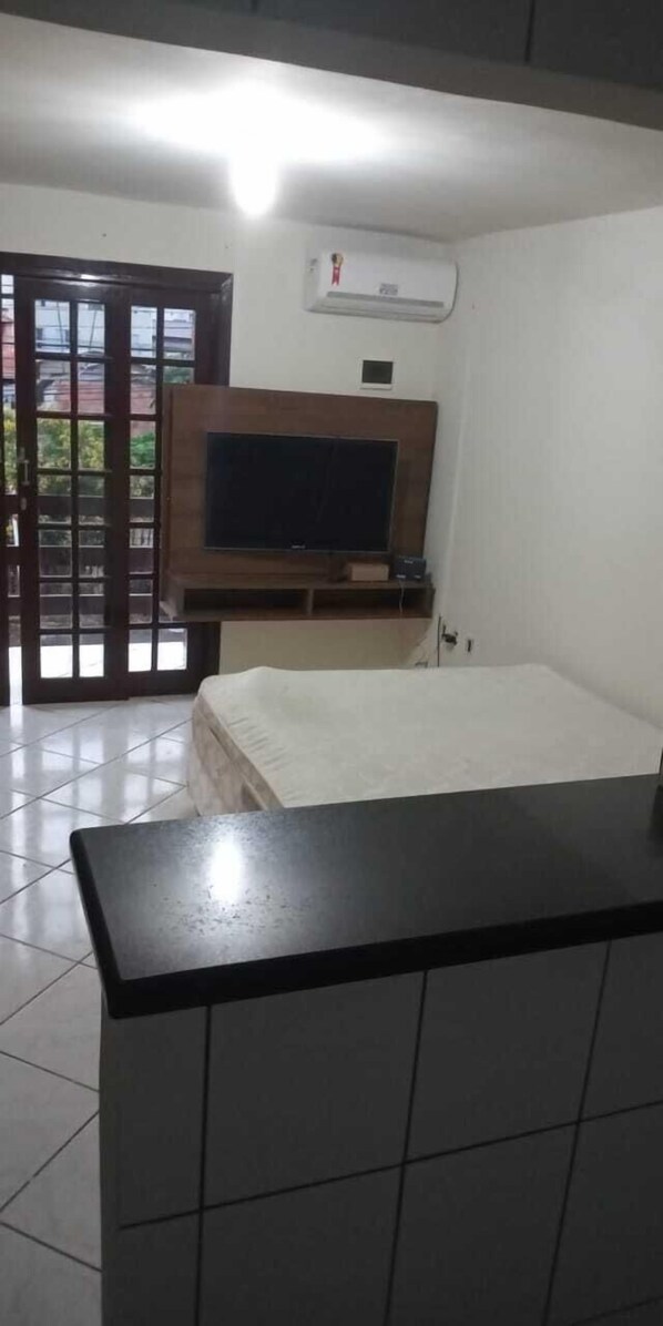 Double Room, 1 Double Bed | Blackout drapes, bed sheets