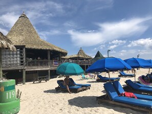 Beach nearby, sun loungers, beach towels