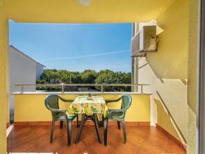 Outdoor dining - Balorda by Interhome (Krk/Pinezici)