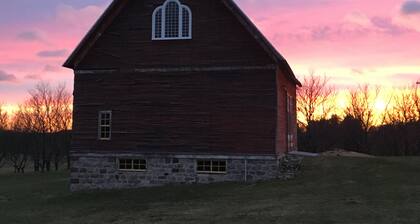 Pastoral Quaint Farmhouse