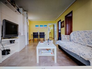 TV, DVD player