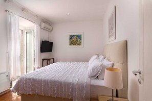 4 Schlafzimmer, Bügeleisen/Bügelbrett, WLAN, Bettwäsche