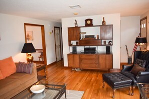 Televisión y reproductor de DVD 