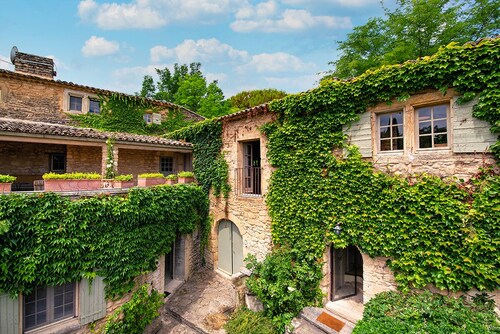 Fontblanche, Provencal estate for happy reunions