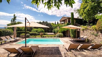 Piscina all'aperto