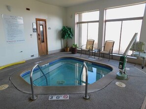 Indoor pool - Studio 1105 at Longhollow Point Inn (Galena)
