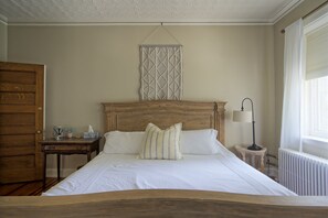 7 Schlafzimmer, Bügeleisen/Bügelbrett, Bettwäsche