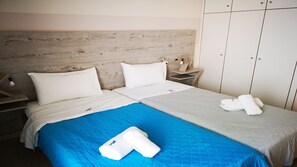 1 chambre, fer et planche à repasser, Wi-Fi gratuit, draps fournis