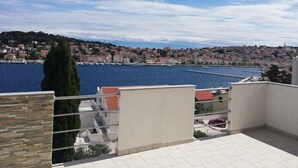 Terrace/patio - Apartments Joni Cikat (Mali Losinj)