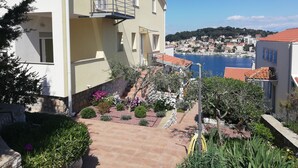 Garden - Apartments Joni Cikat (Mali Losinj)