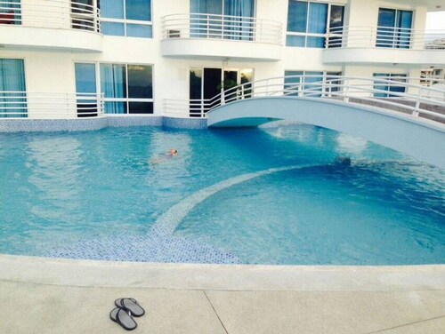 Hermoso Apartamento Frente al Mar!