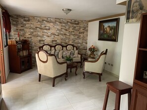 豪華單棟房屋 | 客廳 | 電視