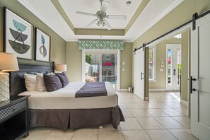 4 室のベッドルーム、アイロン / アイロン台、WiFi (無料)、ベッドシーツ