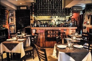 Bar (on property) - Beautiful apartment with french balcony. (Buenos Aires)