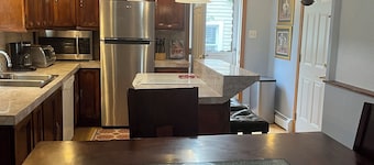 Beautiful、4 Bdrm 2 Bath Vintage homeオーシャンビーチパークから数歩