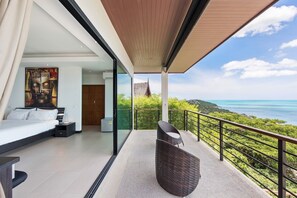 3 bedrooms, in-room safe, free WiFi, bed sheets