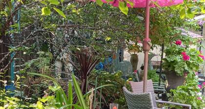 6 makuuhuoneen yritys- ja loma-keskusta