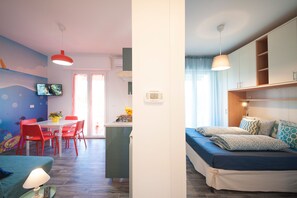 1 chambre, fer et planche à repasser, Wi-Fi gratuit, draps fournis
