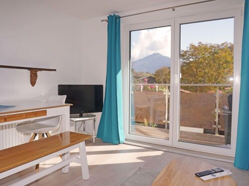 Appartement Holz by Interhome