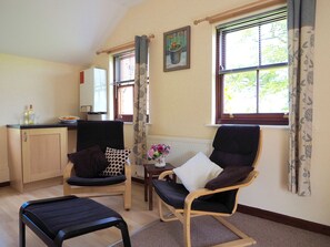 Interior - A cosy one bedroom cottage set in the idyllic Vale of Glamorgan. (Cowbridge)