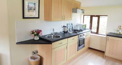 A cosy one bedroom cottage set in the idyllic Vale of Glamorgan.