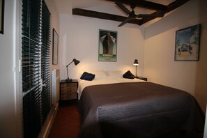 2 chambres, fer et planche à repasser, Wi-Fi gratuit, draps fournis