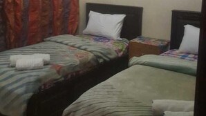 Traditional House, Multiple Beds | Iron/ironing board, cribs (free), WiFi (free), bed sheets - Riyad Lalla Aicha (Meknes)
