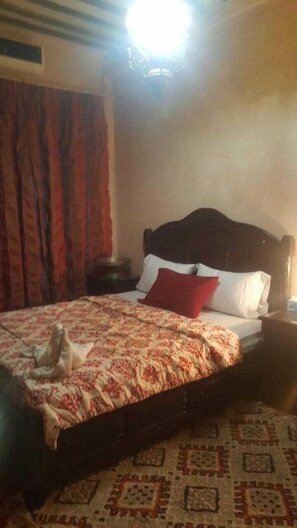 Traditional House, Multiple Beds | Iron/ironing board, free cribs/infant beds, free WiFi, bed sheets - Riyad Lalla Aicha (Meknes)
