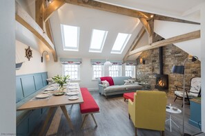 Living area - The Garth 5* Gold Award Luxury Property (St Ives)