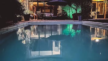 Piscine extérieure, piscine chauffée