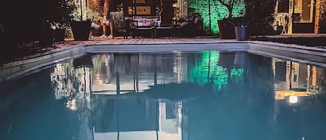 Piscine extérieure, piscine chauffée