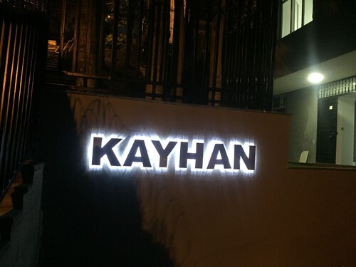 Kayhan Hotel