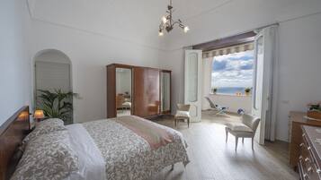 4 Schlafzimmer, Bügeleisen/Bügelbrett, WLAN, Bettwäsche
