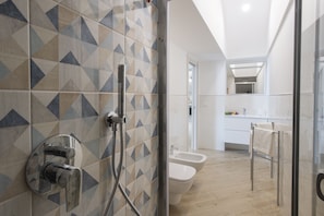 Shower, hair dryer, bidet, towels - Casa Palma 2, economic, beautiful view (Praiano)