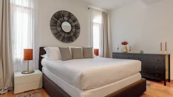 1 habitación, tabla de planchar con plancha, wifi gratis y ropa de cama