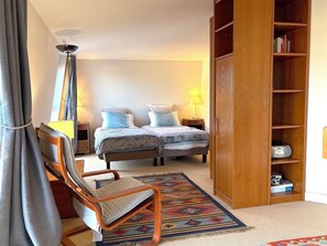 1 chambre, chambres insonorisées, fer et planche à repasser, Wi-Fi