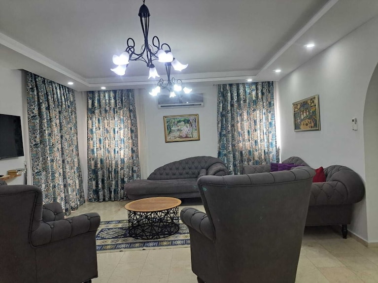 * Neu * Luxusvilla Mit 4 Betten Und Unvergleichlichem Berg- Und Strandblick, Friedlichkeit !! - Zypern