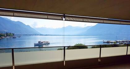 Modern Lake View 605