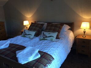 1 bedroom, iron/ironing board, travel crib, free WiFi - Cosy & quirky cottage in the centre of Alston (Alston)