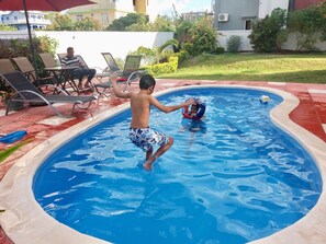 Piscine extérieure