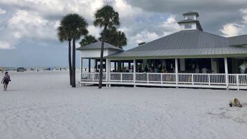 Beach bar