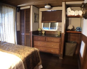 Panoramic Suite, 1 Katil Ratu (Queen), Ocean View | Peralatan tempat tidur premium, langsir/tirai gelap terus 
