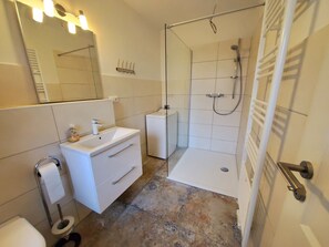 Imagen sin descripción, 3 de 16, botón