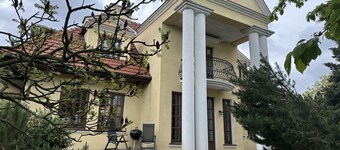 Dako Mansion, Stylish, Modern, Cosy. Modern, Spacious