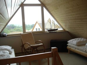 Unclassified image, 3 of 42, button - Haus Boddenblick - left side - Ferienhaus Boddenblick and Kranich (Neuenkirchen)