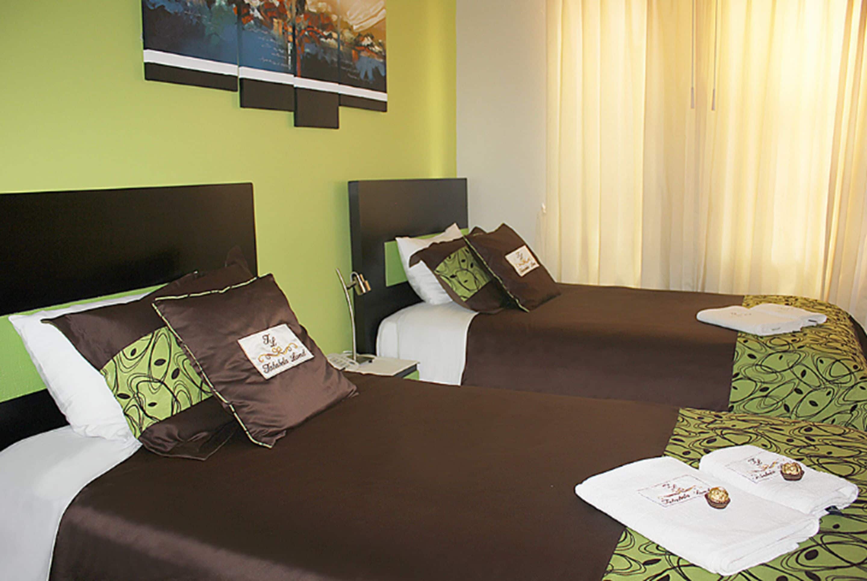 double room 2 twin beds  | 1 bedroom, hypo-allergenic bedding, in-room safe, individually decorated