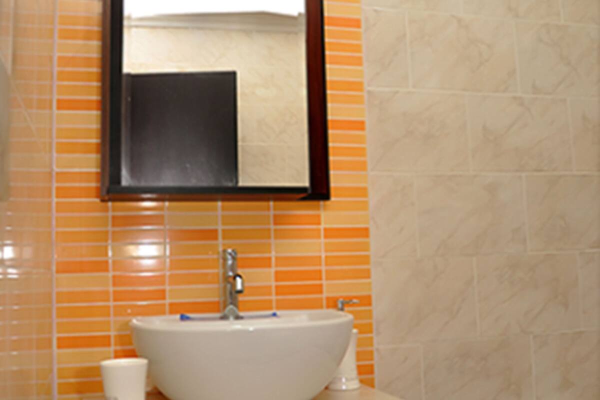 double room 2 twin beds  | bathroom | shower, free toiletries, hair dryer, slippers