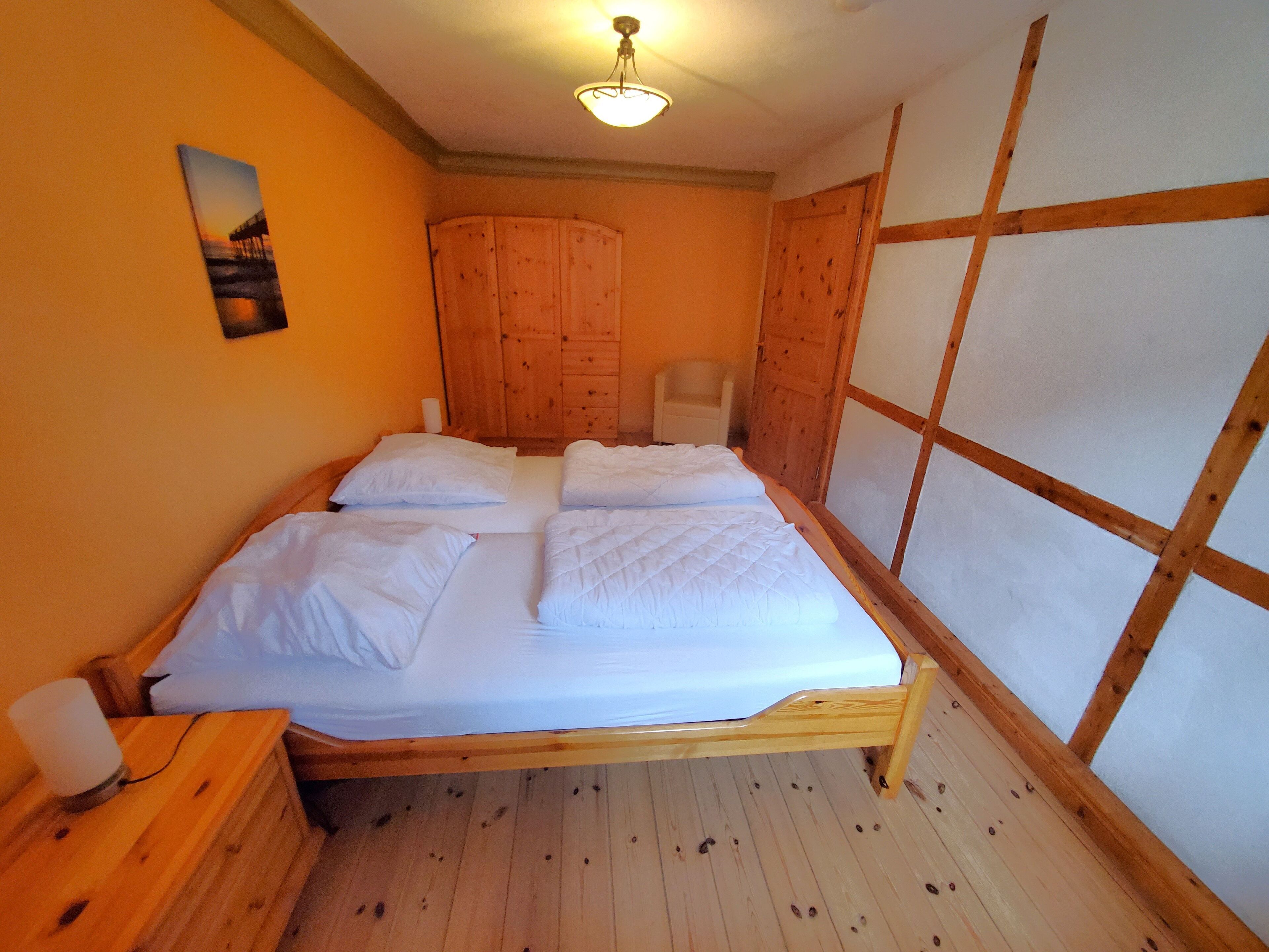 3 Schlafzimmer, Reisekinderbett, WLAN, Bettwäsche