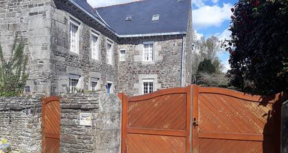 MAISON DE MAITRE AU CENTRE DE LA BRETAGNE