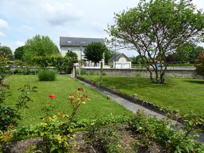 Charming cottage with garden in Saint-Bonnet-de-Rochefort